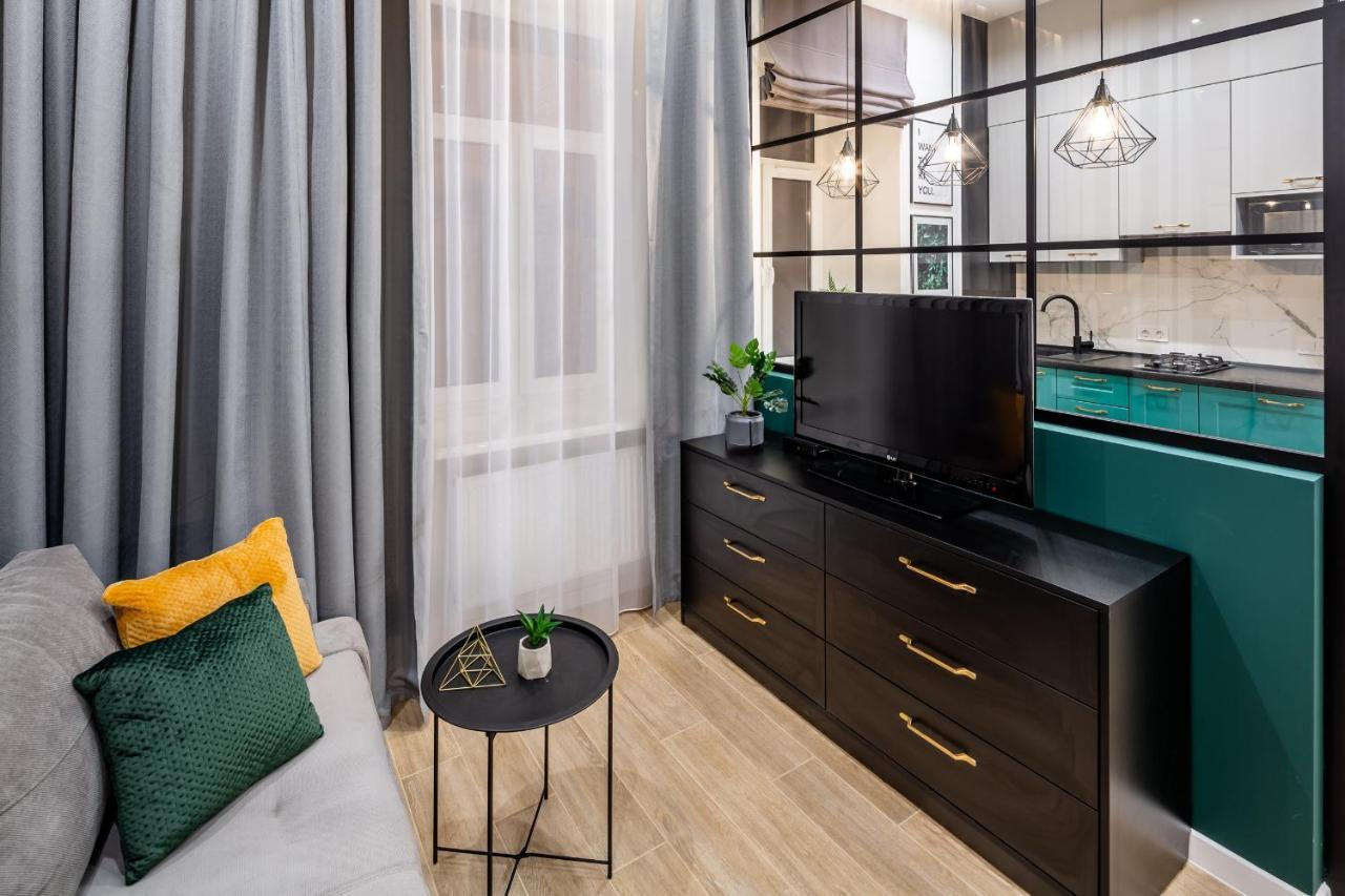 Emerald Lux Apartment. Liveinإلفيف المظهر الخارجي الصورة